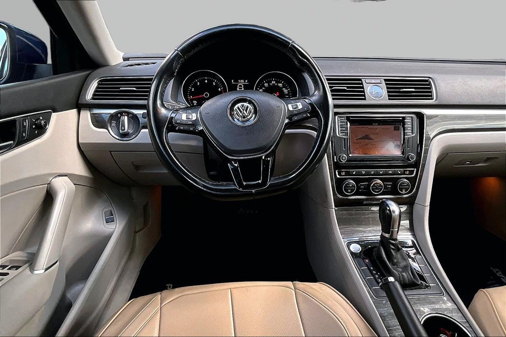 Used 2016 Volkswagen Passat 1.8T SE FWD image 8