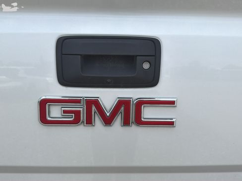 Used 2017 GMC Sierra 1500 Denali w/ Denali Ultimate Package AWD/4WD image 20