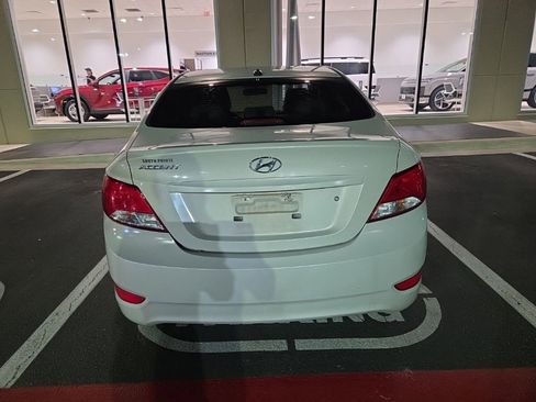 Used 2016 Hyundai Accent SE image 7