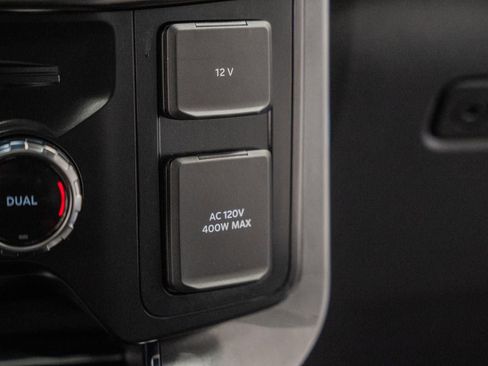 Used 2023 Ford F150 Lariat w/ Equipment Group 502A High image 31