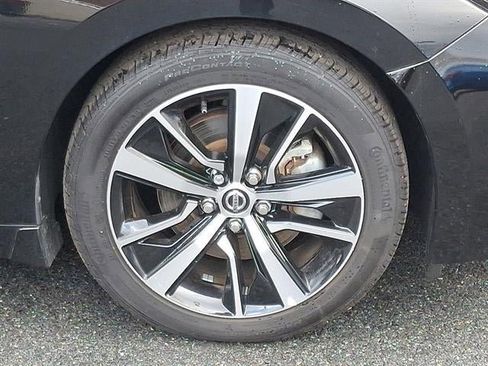 Used 2022 Nissan Maxima SV w/ Floor Mat Group image 8