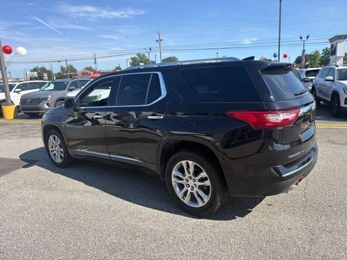 Used 2018 Chevrolet Traverse High Country AWD/4WD image 6