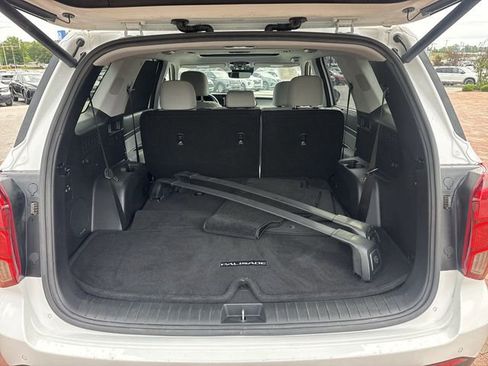 Used 2023 Hyundai Palisade SEL FWD image 28