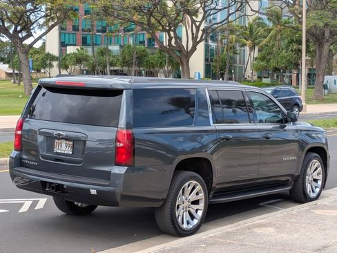 Used 2019 Chevrolet Suburban LS image 5