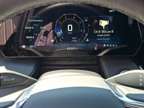 Used 2025 Chevrolet Equinox LT FWD image 14