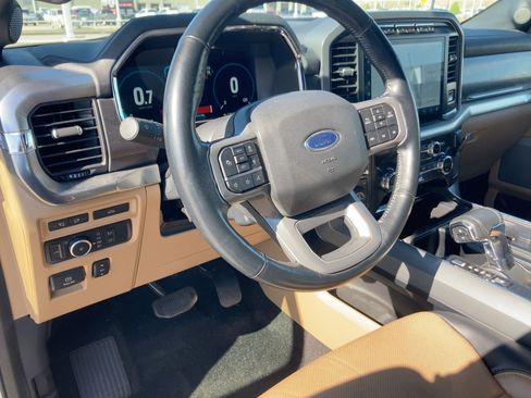 Used 2021 Ford F150 Lariat AWD/4WD image 4