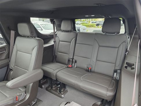 Certified 2024 GMC Yukon Denali image 27