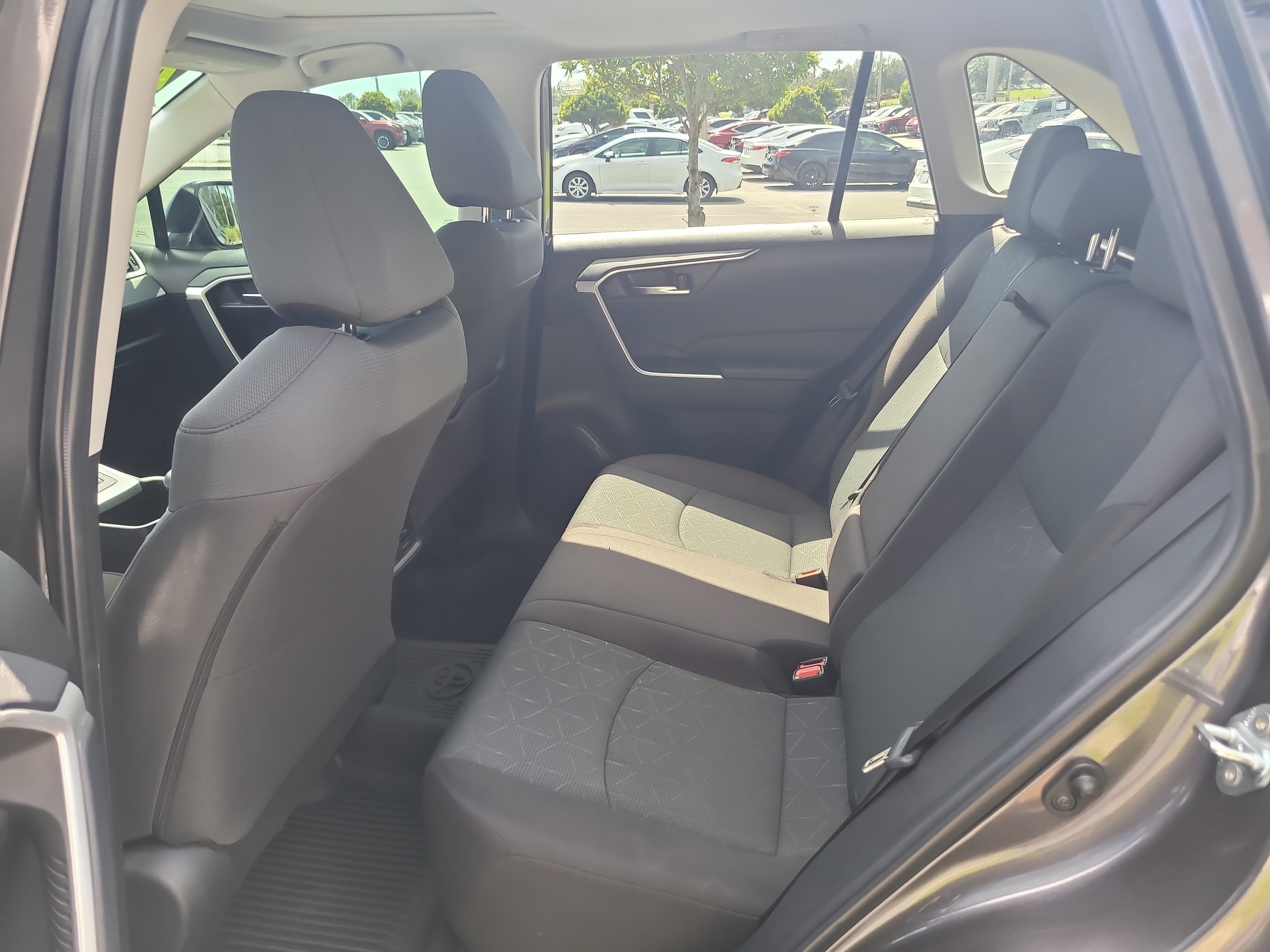 Certified 2024 Toyota RAV4 XLE w/ Convenience Package FWD image 15