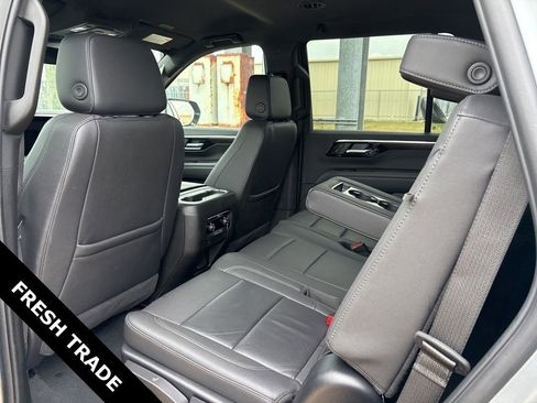 Used 2025 Chevrolet Tahoe Z71 image 12