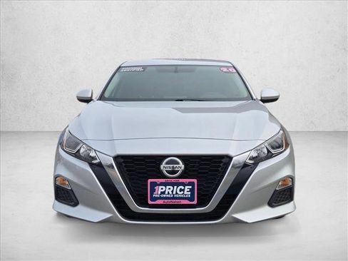 Used 2020 Nissan Altima 2.5 S image 2
