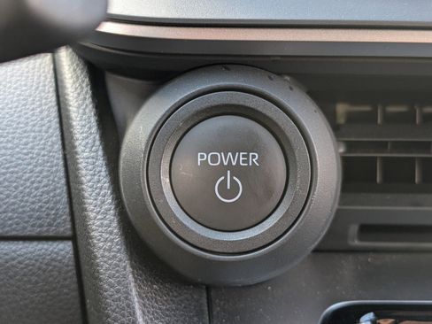 Used 2024 Toyota Prius LE image 27