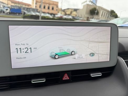 Used 2023 Hyundai Ioniq 5 SEL image 23