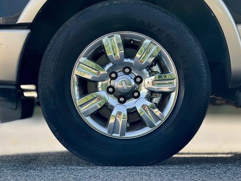 Used 2012 Ford F150 Lariat w/ Lariat Chrome Pkg RWD image 28