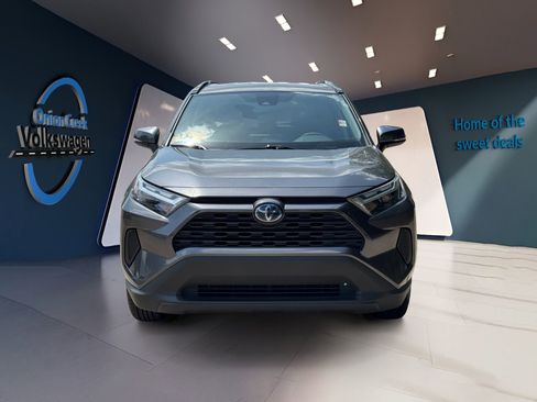 Used 2024 Toyota RAV4 XLE AWD/4WD image 9