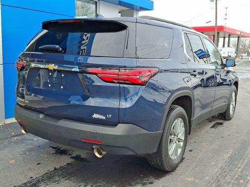 Used 2023 Chevrolet Traverse LT image 6