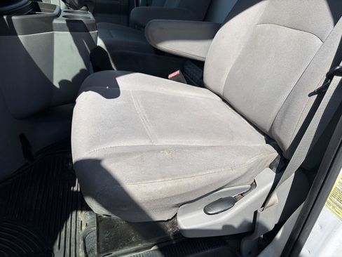 Used 2014 Ford E-350 and Econoline 350 Super Duty image 15