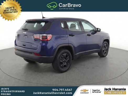 Used 2018 Jeep Compass Sport AWD/4WD image 3