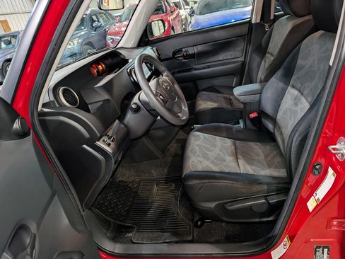 Used 2013 Scion xB image 14