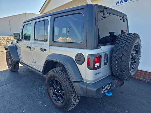 Used 2023 Jeep Wrangler Unlimited image 6