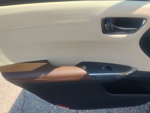 Used 2014 Toyota Avalon XLE Touring FWD image 17