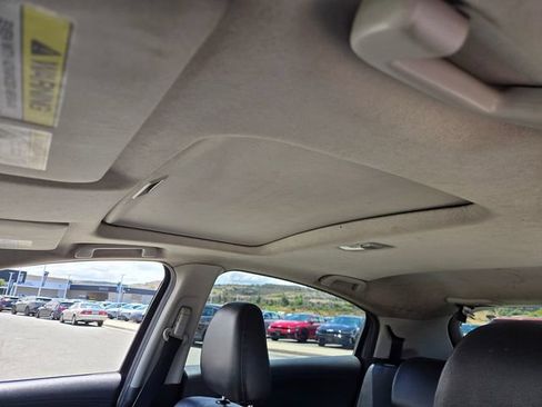 Used 2016 Honda HR-V EX-L image 9