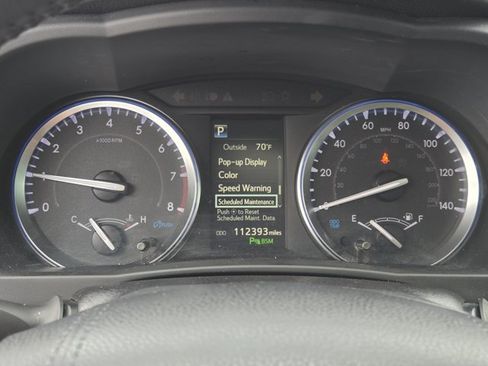 Used 2019 Toyota Highlander Limited FWD image 27