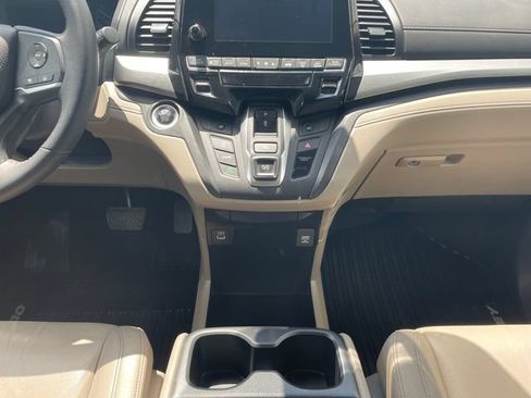 Certified 2024 Honda Odyssey EX-L image 11