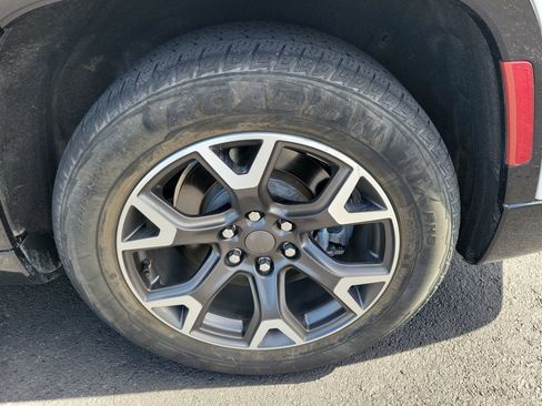 Used 2024 Jeep Wagoneer Series III image 31