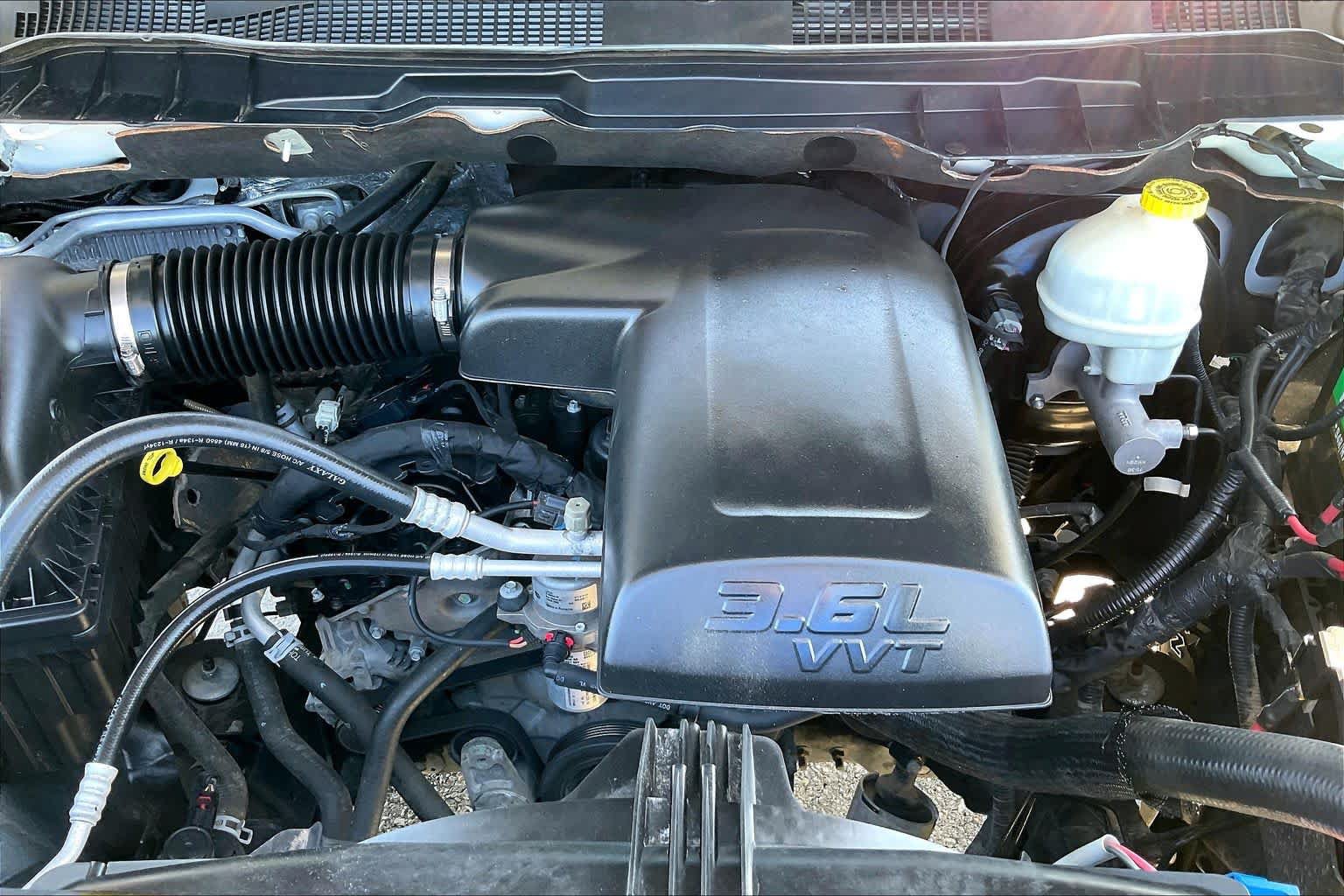Used 2015 RAM 1500 Tradesman w/ Popular Equipment Group RWD image 31