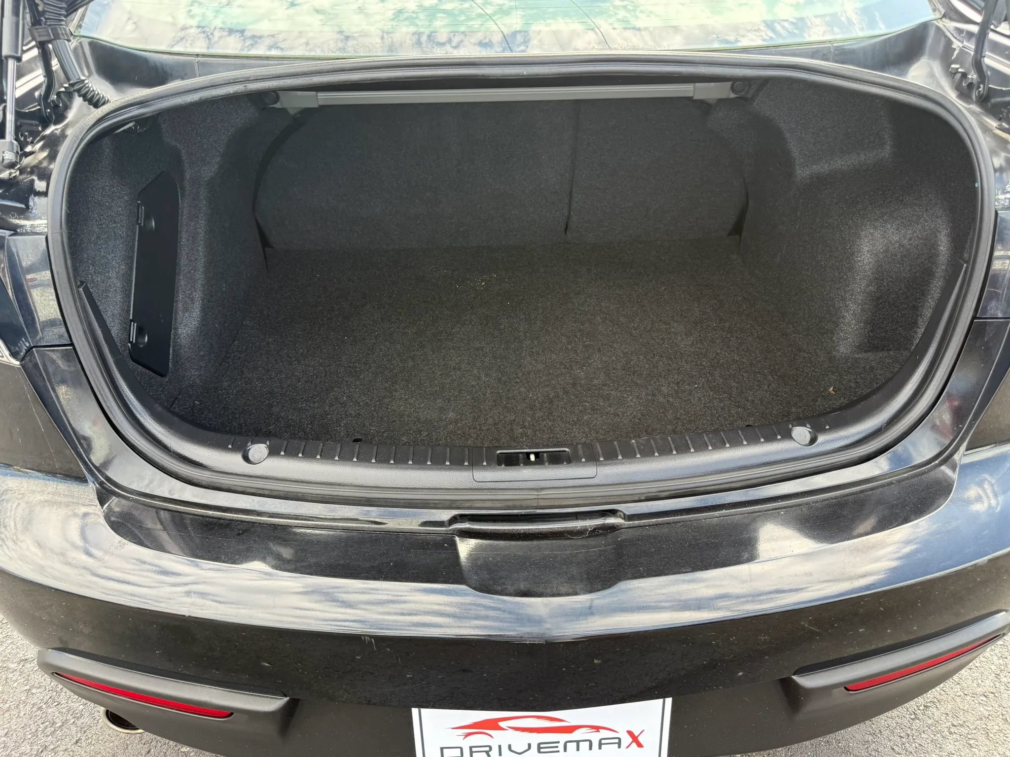 Used 2010 MAZDA MAZDA3 i Touring FWD image 32
