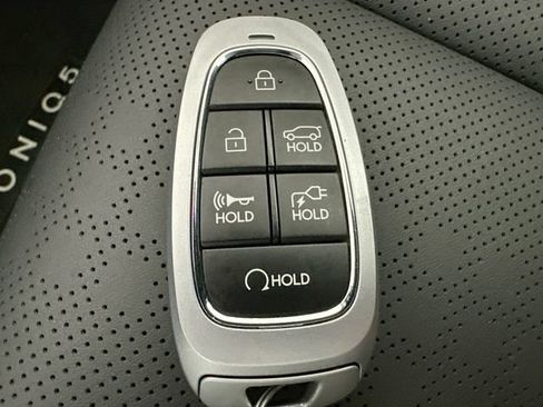 Used 2023 Hyundai Ioniq 5 SEL AWD/4WD image 16