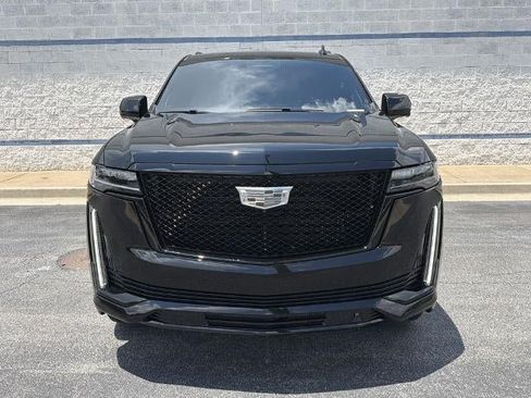 Used 2024 Cadillac Escalade Sport Platinum AWD/4WD image 2