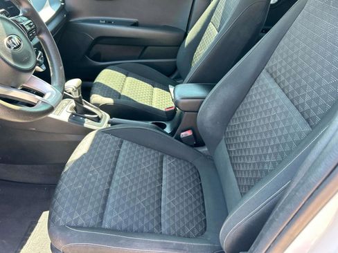 Used 2021 Kia Rio S FWD image 21