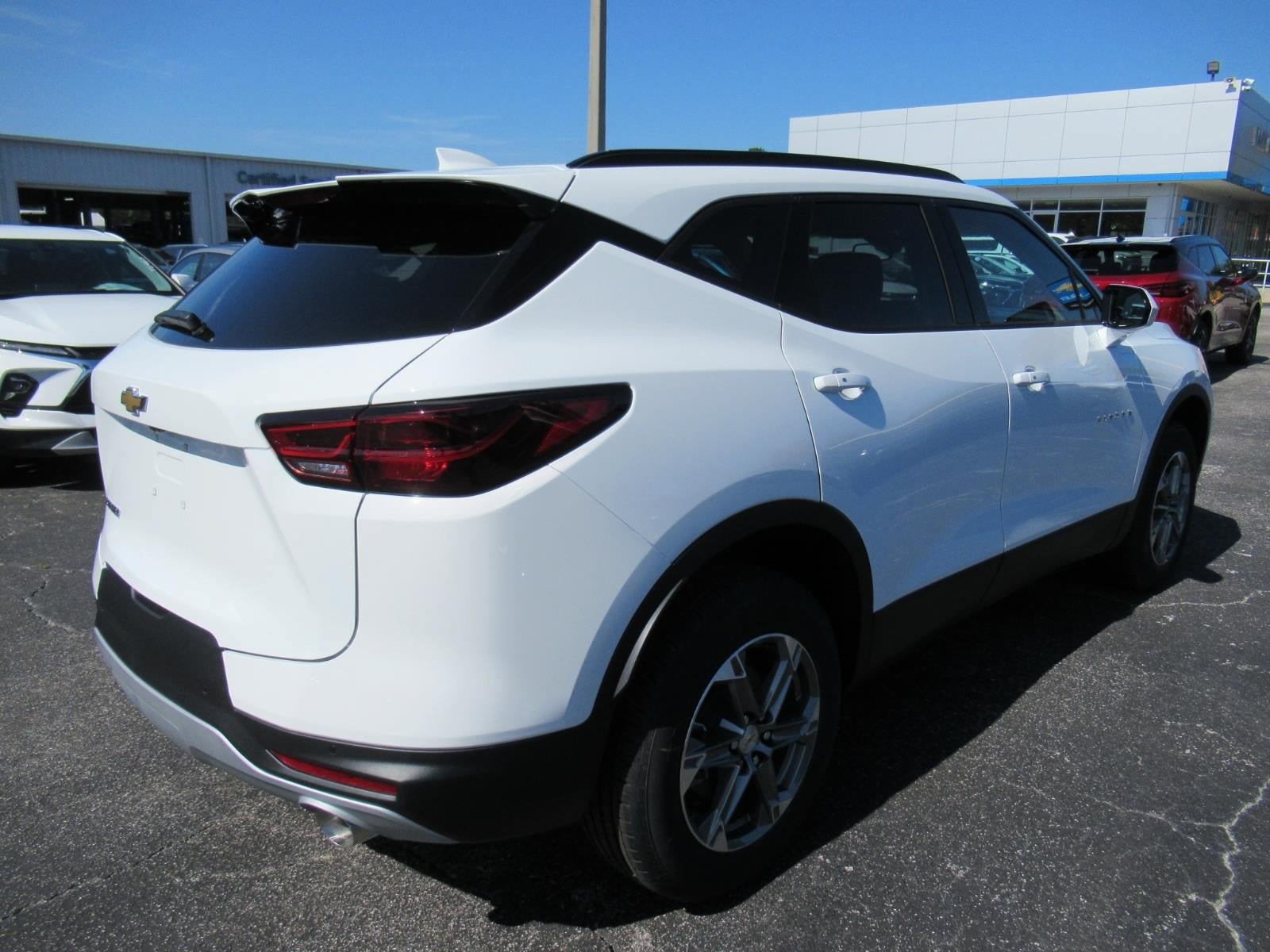 New 2026 Chevrolet Blazer LT w/ Convenience Package FWD image 5
