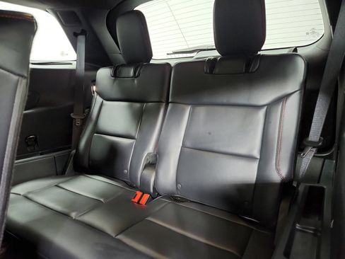 Used 2025 Ford Explorer ST-Line w/ ST-Line Street Pack AWD/4WD image 12
