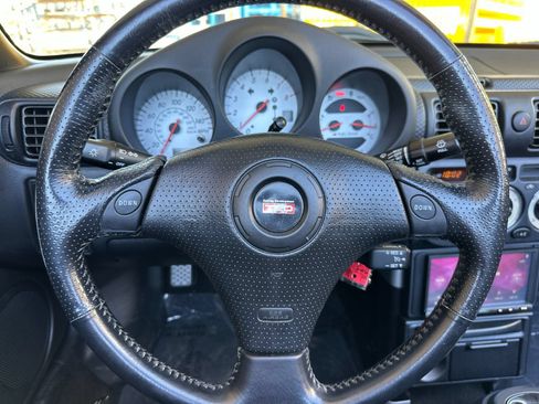 Used 2005 Toyota MR2 RWD image 18