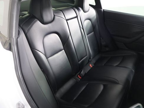 Used 2020 Tesla Model 3 Performance image 30