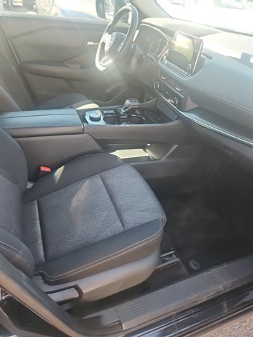 Used 2024 Nissan Rogue SV AWD/4WD image 13
