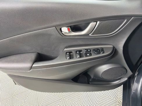 Used 2020 Hyundai Kona Ultimate image 11