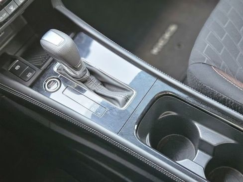 Certified 2023 Nissan Kicks SR image 25