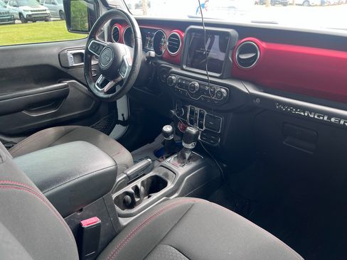 Used 2021 Jeep Wrangler Unlimited Rubicon AWD/4WD image 15