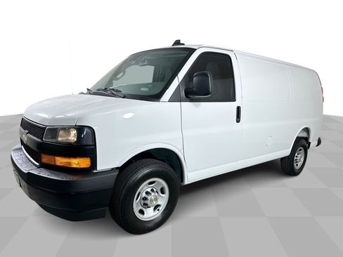 New 2025 Chevrolet Express 2500 w/ Driver Convenience Package RWD image 36