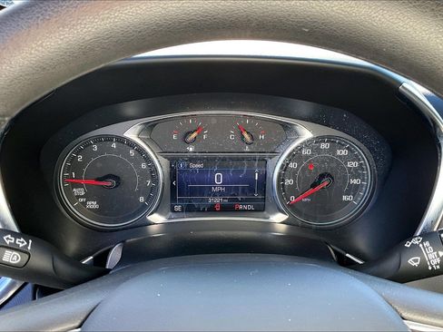 Used 2022 Chevrolet Equinox LS w/ LS Convenience Package image 21