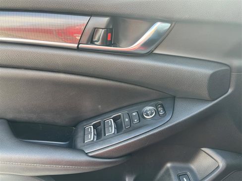 Used 2019 Honda Accord Sport image 20