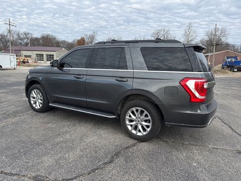 Used 2021 Ford Expedition XLT image 4