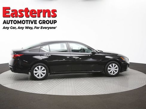 Used 2024 Nissan Altima 2.5 S FWD image 41