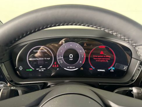 Certified 2025 Porsche Cayenne image 40