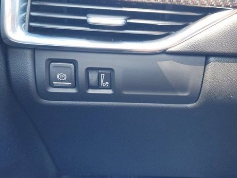 Used 2019 Cadillac XT4 Sport image 23