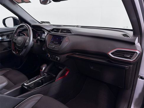 Used 2023 Chevrolet TrailBlazer RS image 26