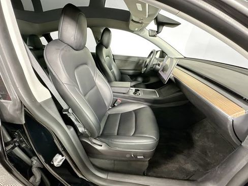 Used 2022 Tesla Model Y Performance AWD/4WD image 25